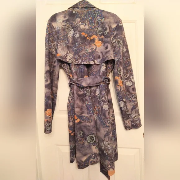 Solitaire "sueded" trench coat/Blazer Size Large - Picture 2 of 4